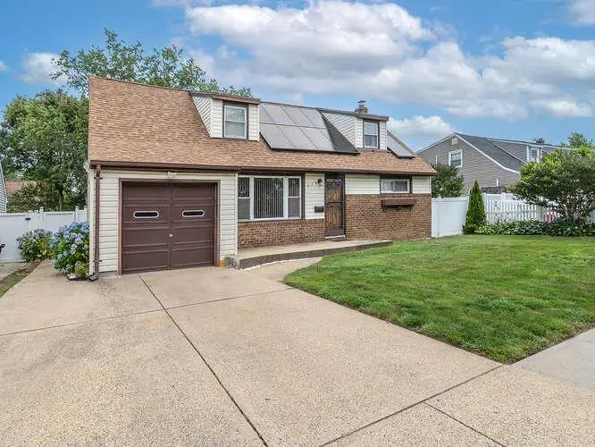 779 Summer Avenue, Uniondale, NY 11553 - Image #2