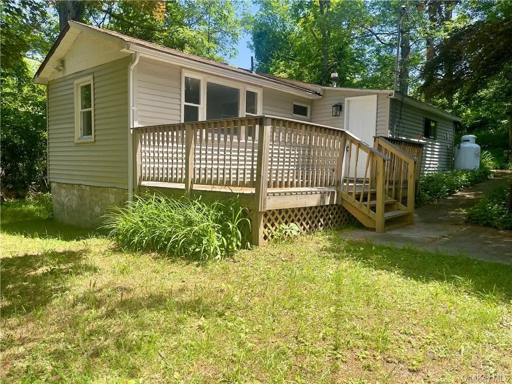 17 Hide Away Lane, Bloomingburg, NY 12721 - Image #1