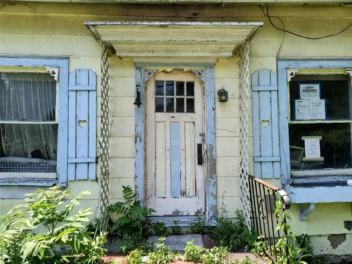 69 North Road, Highland, NY 12528 - Image #1