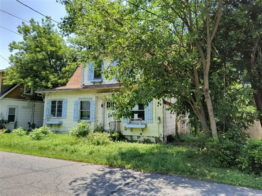 69 North Road, Highland, NY 12528 - Image #3