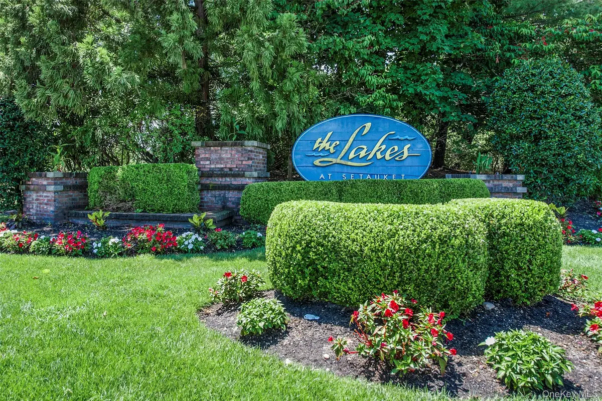 95 Erin Lane, Setauket, NY 11733 - Image #1