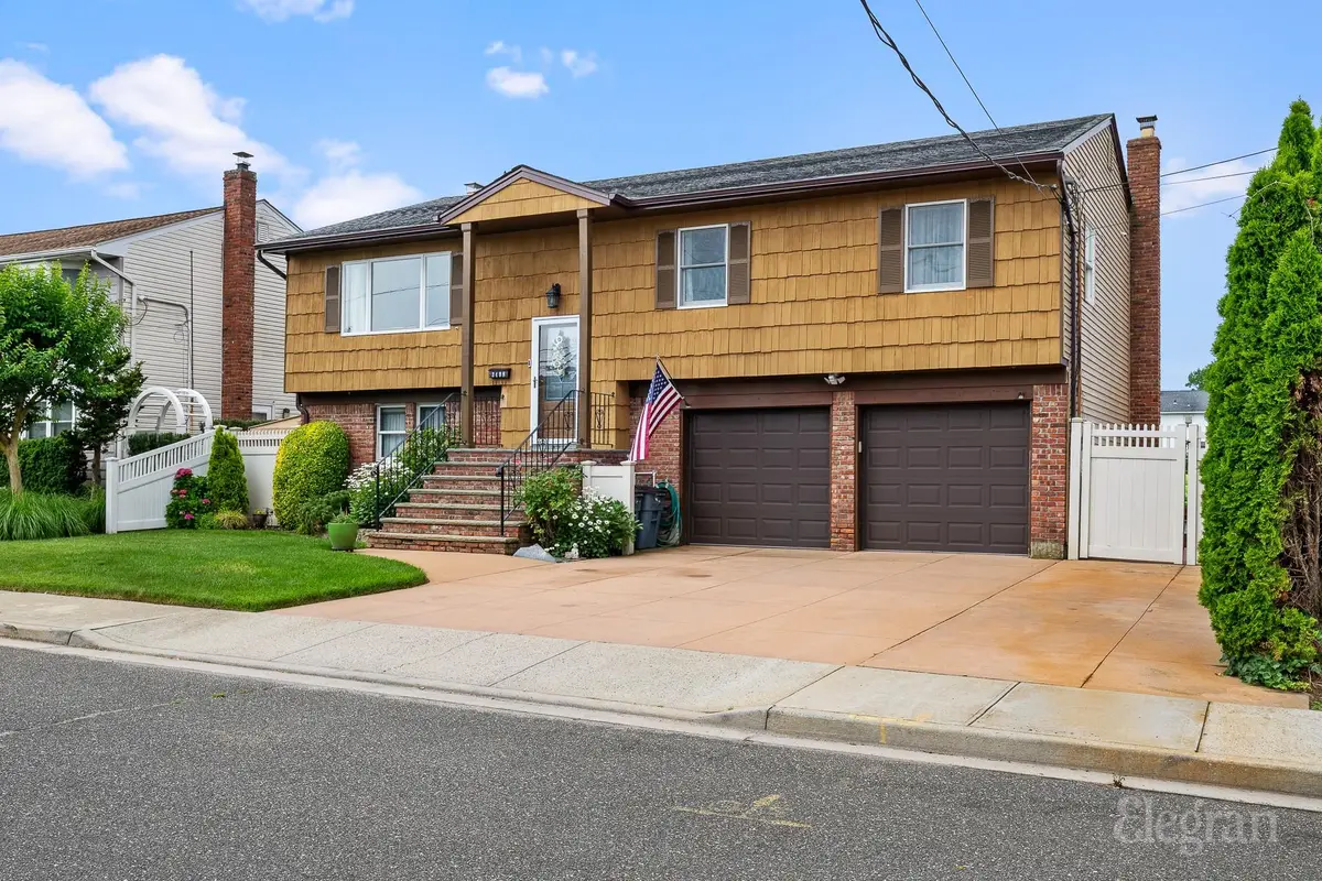 3408 Parkway Drive, Baldwin, NY 11510 - Image #1