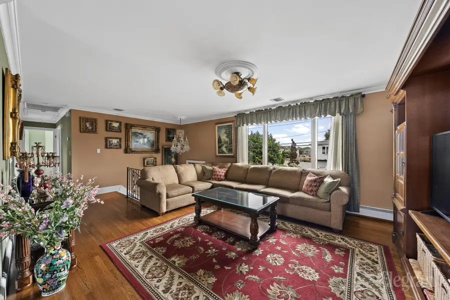 3408 Parkway Drive, Baldwin, NY 11510 - Image #3