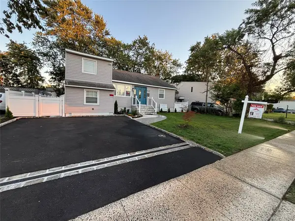 868 Oliver Avenue, Westbury, NY 11590