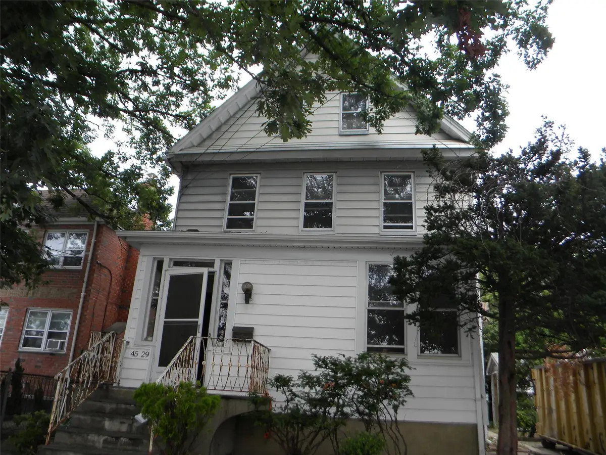 4529 Marathon Parkway, Douglaston, NY 11362 - Image #1