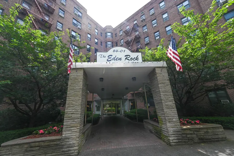 84-01 Main St #410, Briarwood, NY 11435 - Image #3