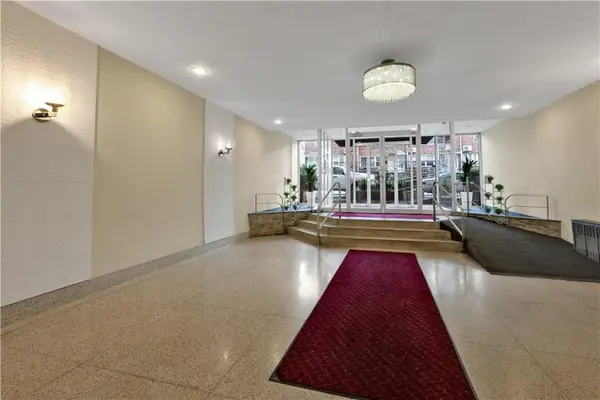 2155 82nd St #5D, Brooklyn, NY 11214