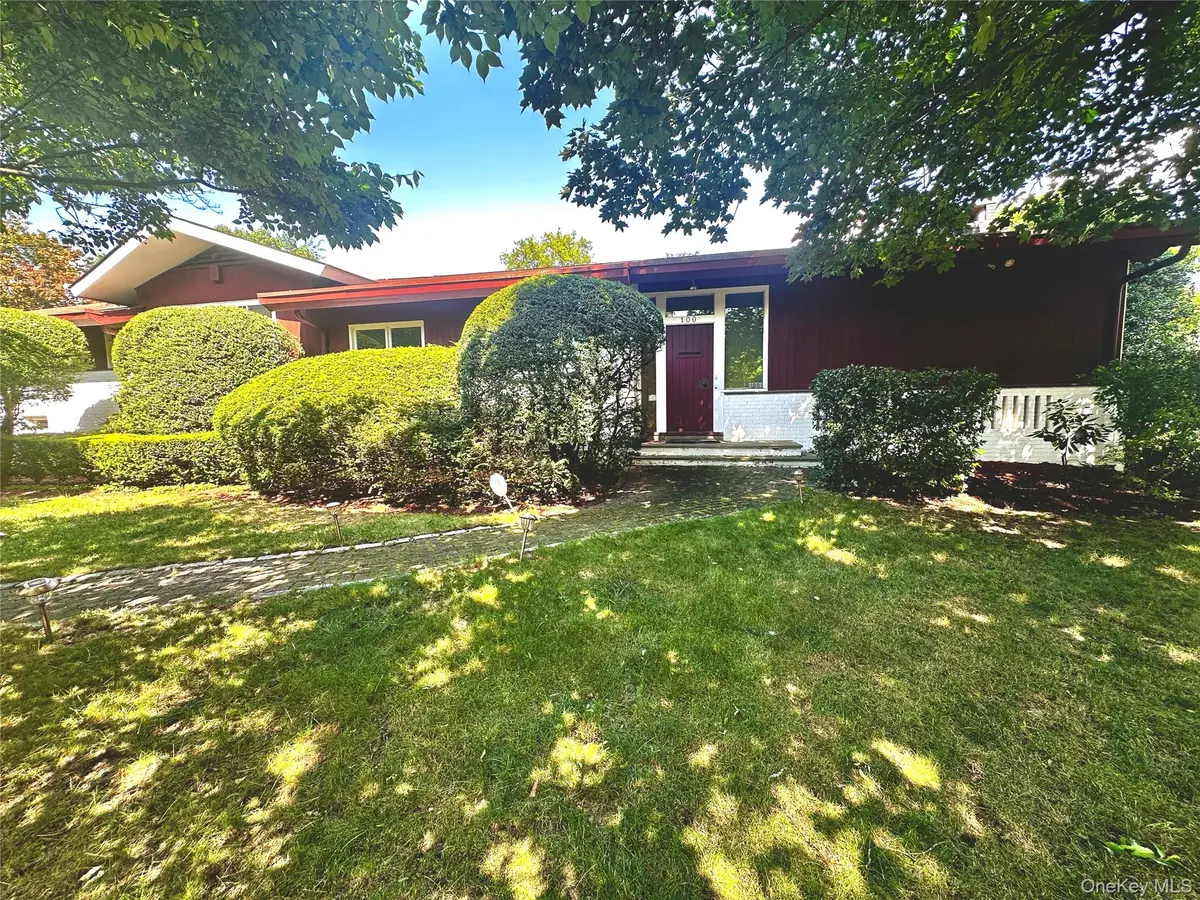 100 Woodford Road, Scarsdale, NY 10583 - Image #1