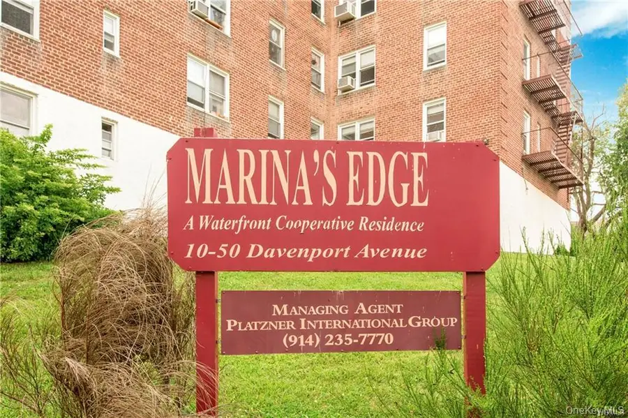 30 Davenport Avenue #1B, New Rochelle, NY 10805 - Image #2