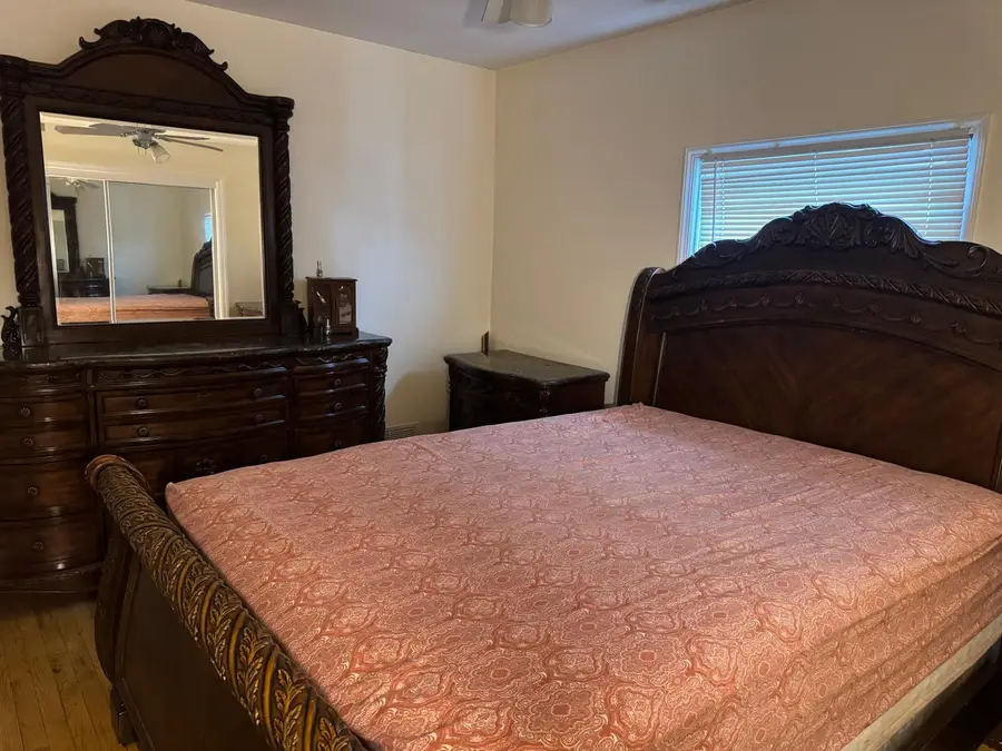 21531 Murdock Avenue, Queens Village, NY 11429 - Image #2