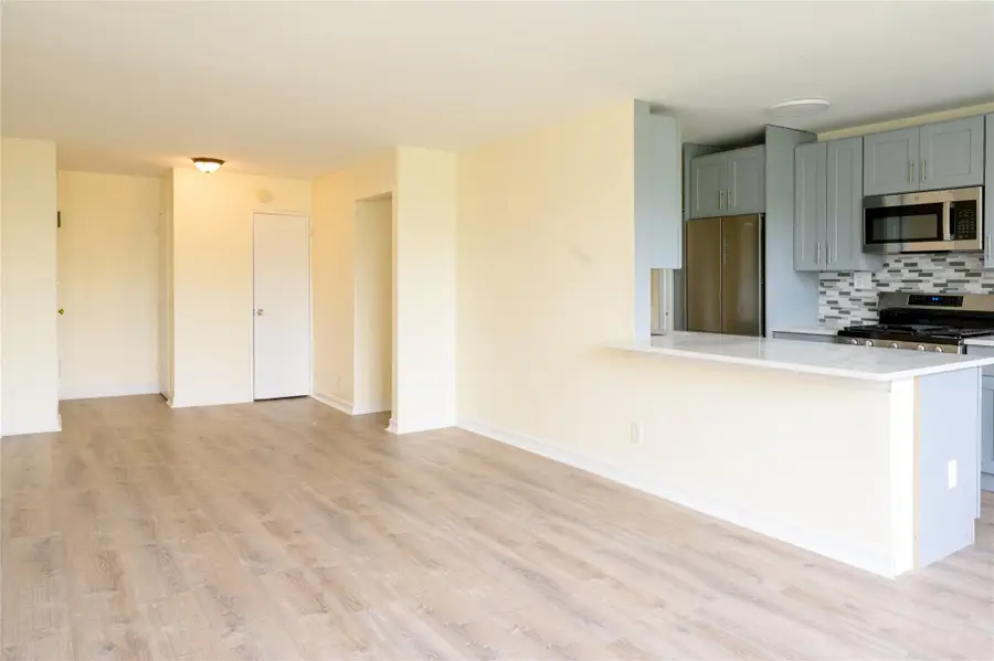 610 Waring Avenue #5F, Bronx, NY 10467 - Image #2