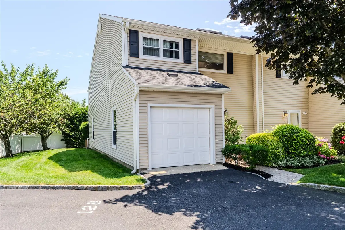 100 Baker Court #128, Island Park, NY 11558 - Image #1