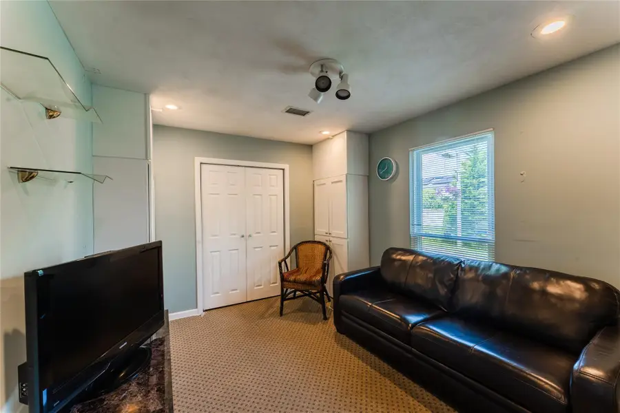 100 Baker Court #128, Island Park, NY 11558 - Image #2