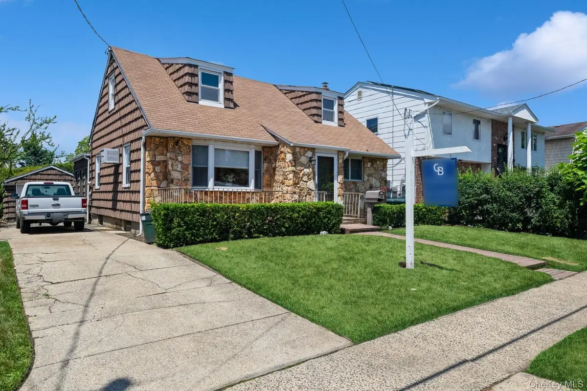 862 Peninsula Boulevard, Woodmere, NY 11598 - Image #1