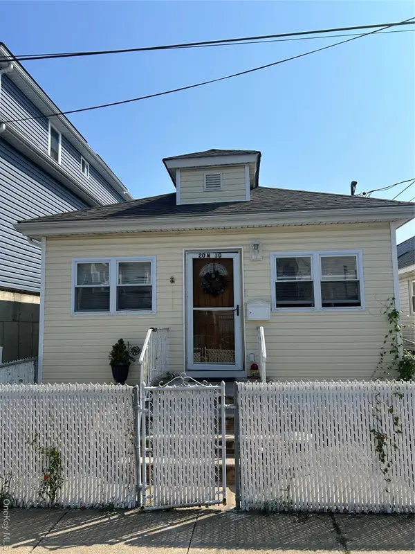 20 W 10th Road, Broad Channel, NY 11693