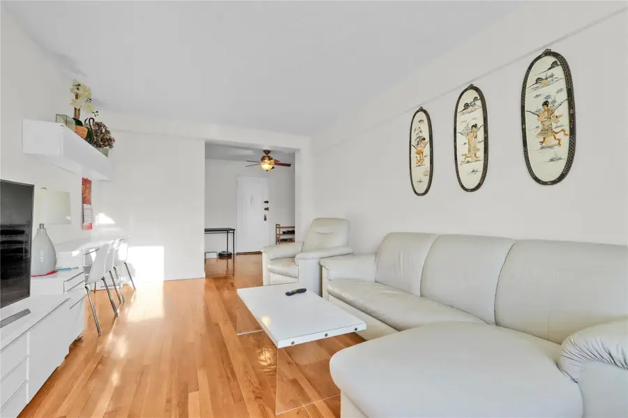 139-09 28th Road #6F, Flushing, NY 11354 - Image #2