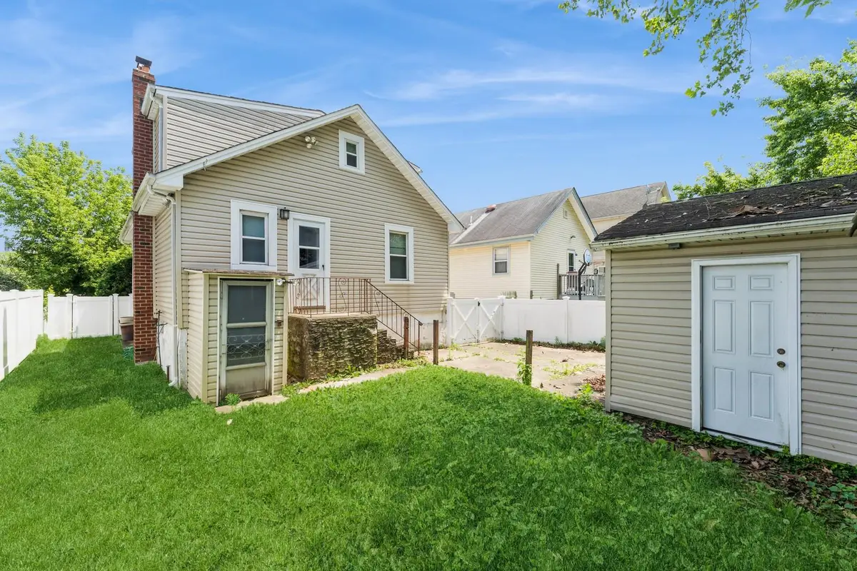 405 Hamilton Avenue, Hewlett, NY 11557 - #1