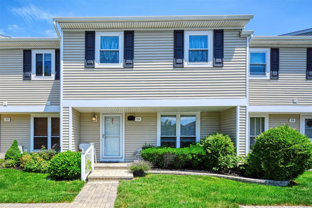 100 Baker Court #36, Island Park, NY 11558 - Image #1