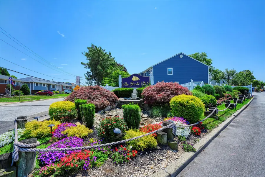 100 Baker Court #36, Island Park, NY 11558 - Image #2