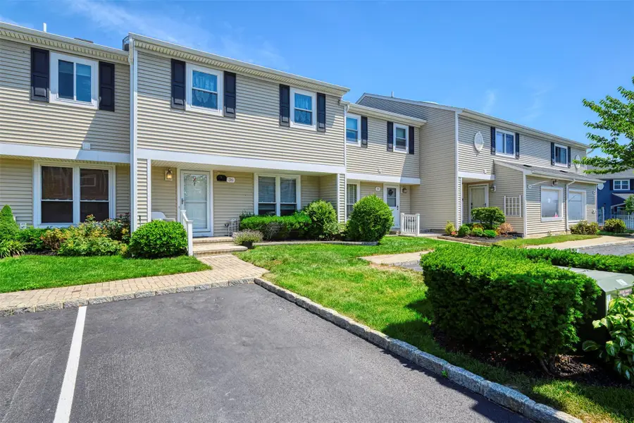100 Baker Court #36, Island Park, NY 11558 - Image #3