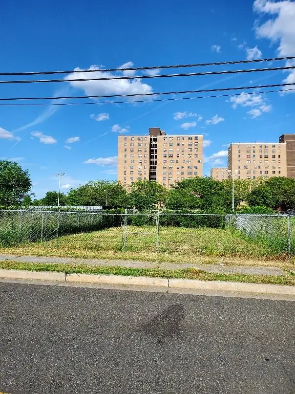 4-30 Beach 43rd Street, Far Rockaway, NY 11691 - Image #3