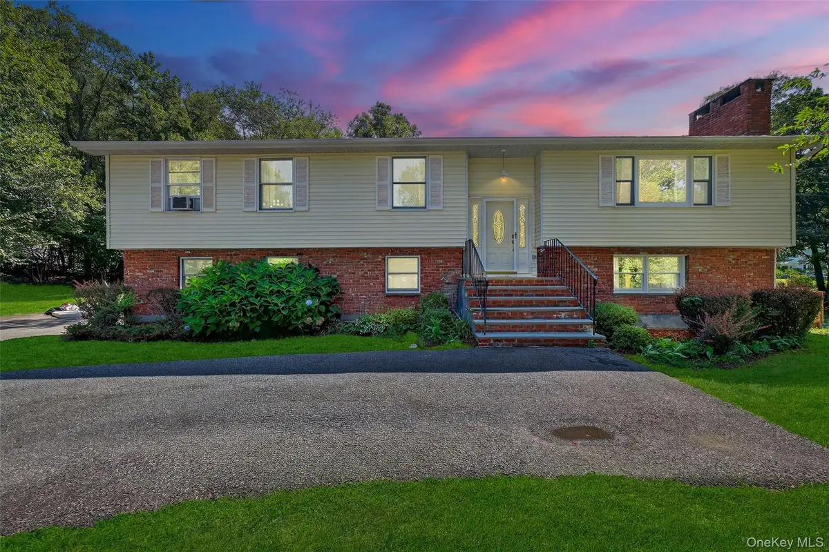 7 Kentwood Drive, Carmel, NY 10512 - Image #1