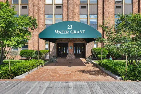 23 Water Grant St #7P, Yonkers, NY 10701