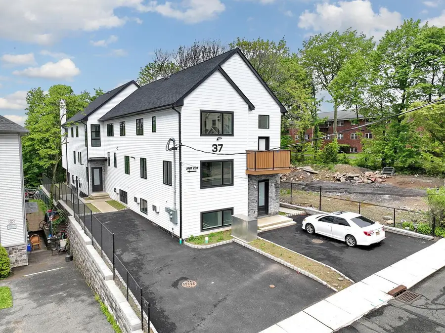 37 Ewing Avenue #202, Spring Valley, NY 10977 - Image #2