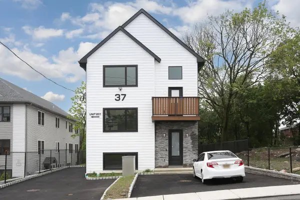 37 Ewing Avenue #201, Spring Valley, NY 10977