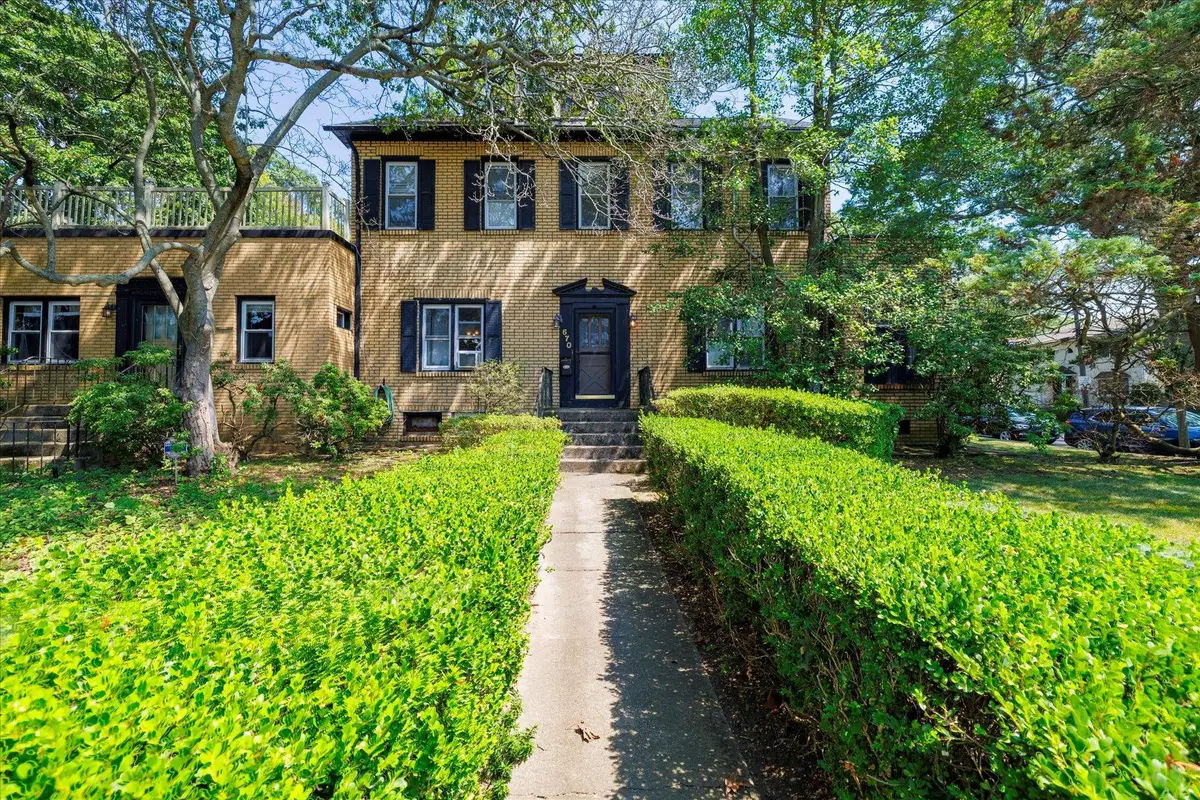 670 Hempstead Avenue, West Hempstead, NY 11552 - #1