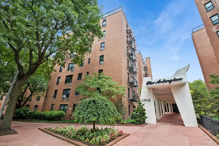 139-15 83 Ave #219, Briarwood, NY 11435 - Image #2