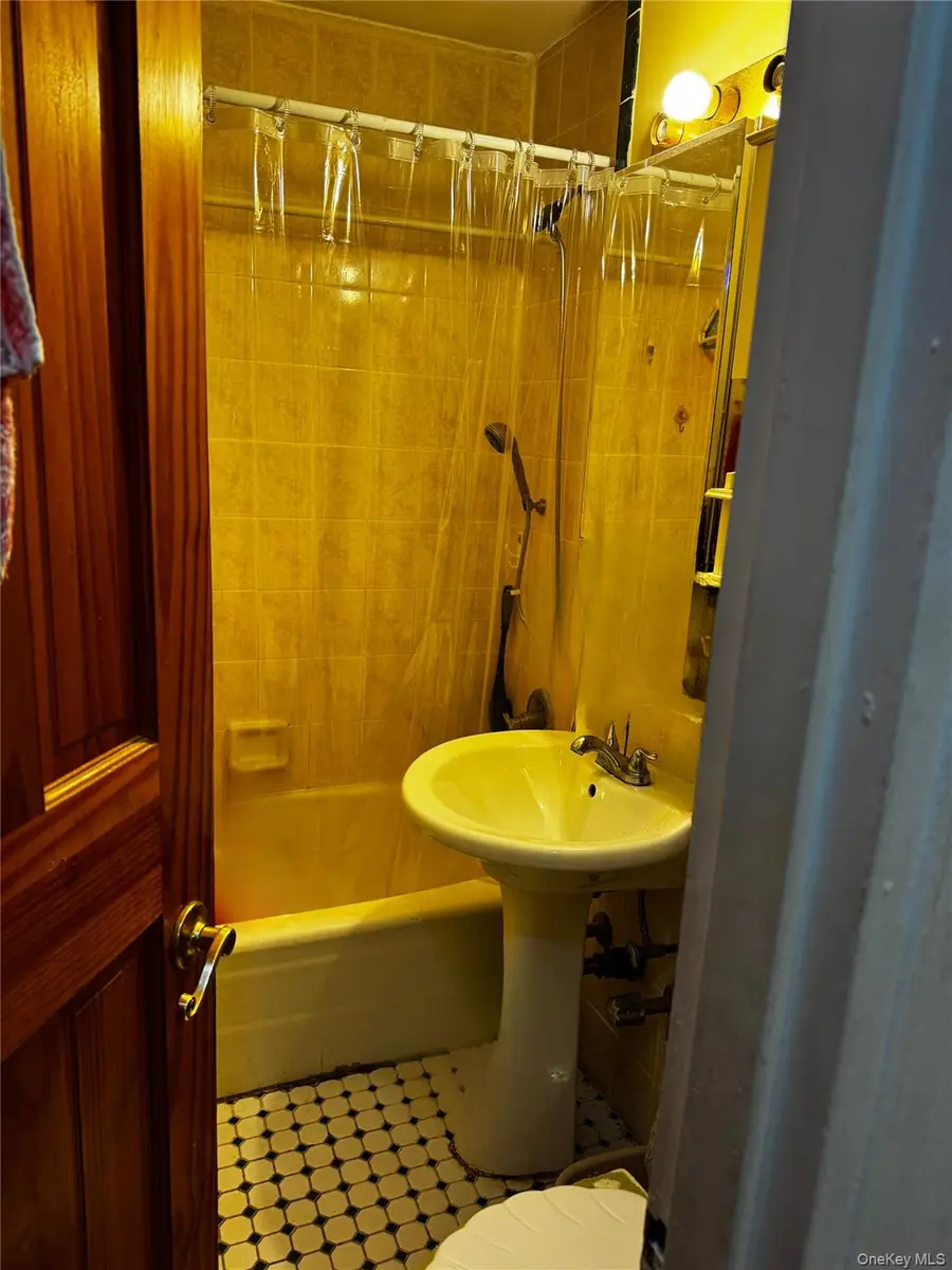 87-20 175th Street #6-J, Jamaica, NY 11432 - Image #3