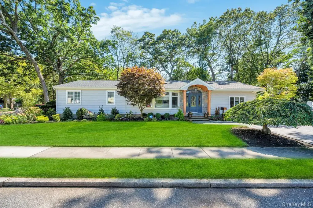 5 Frostfield Place, Melville, NY 11747 - Image #1