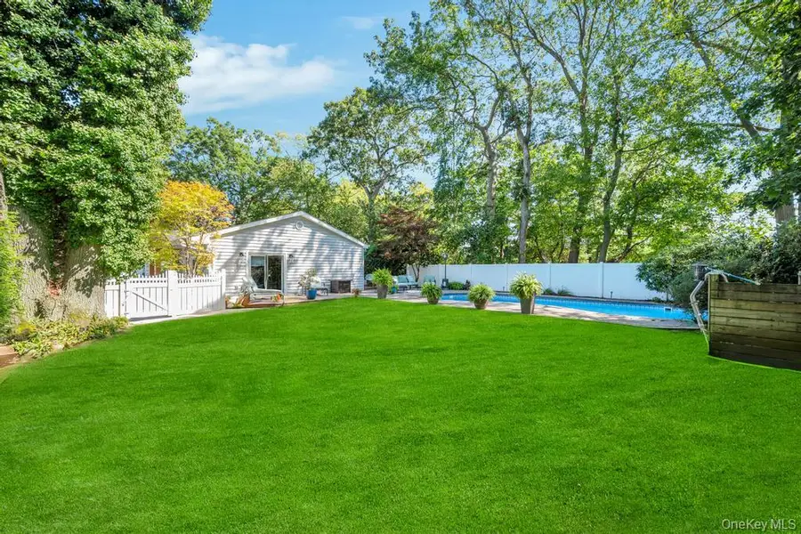 5 Frostfield Place, Melville, NY 11747 - Image #3