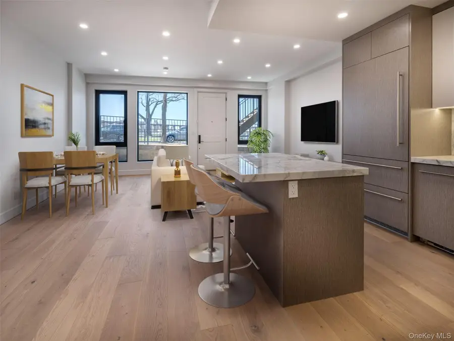 21-31 Shore Blvd #1E, Astoria, NY 11105 - Image #2