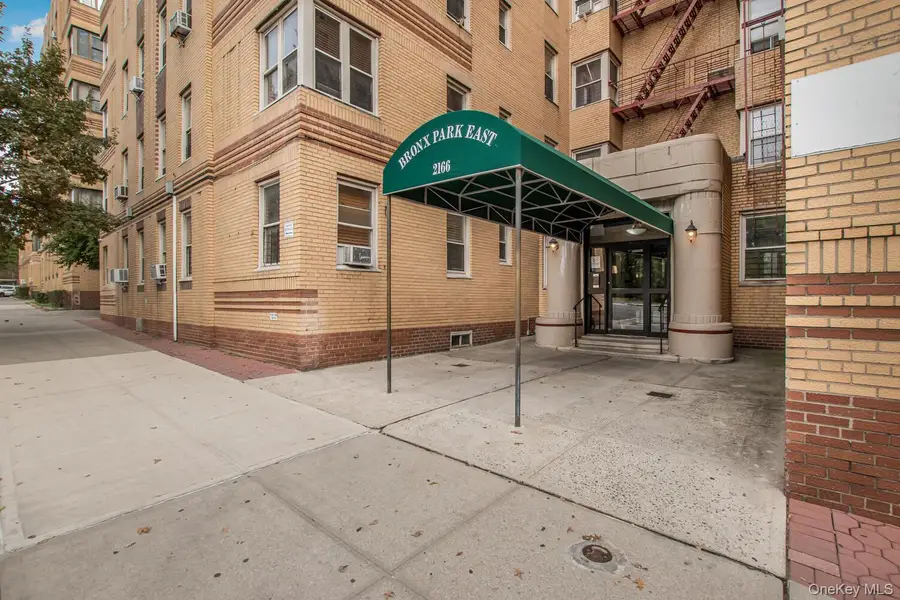 2166 Bronx Park East Street #6J, Bronx, NY 10462 - Image #2