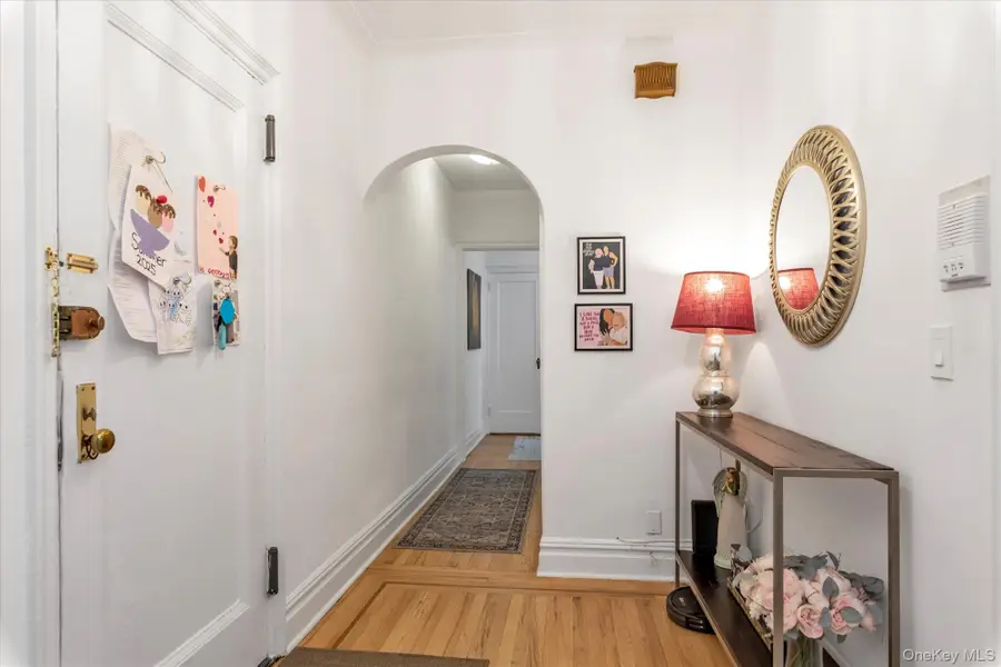 1 Meadow Drive #3K, Woodmere, NY 11598 - Image #2