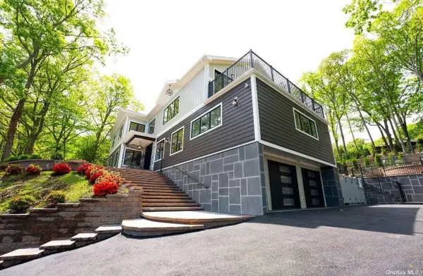 156 Sugar Toms Lane, East Norwich, NY 11732