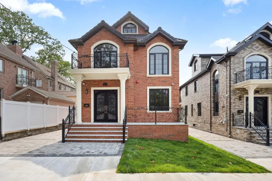 3526 221 Street, Bayside, NY 11361 - Image #3