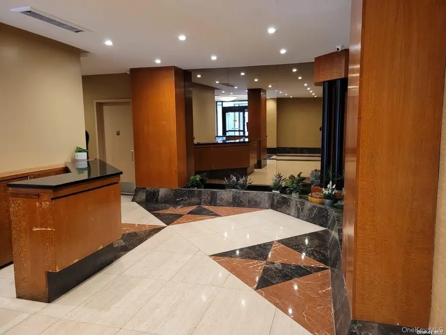 118-17 Union Turnpike #14E, Forest Hills, NY 11375 - Image #2