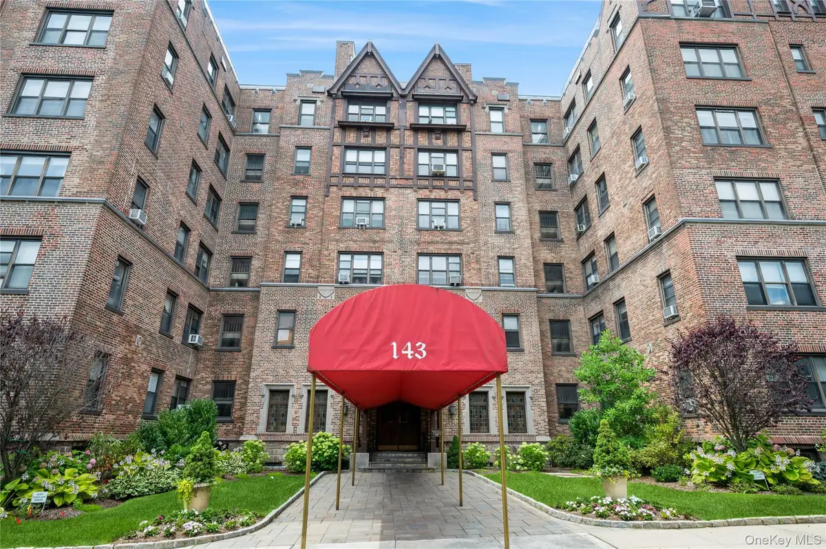 143 Garth Road #4E, Scarsdale, NY 10583 - Image #1