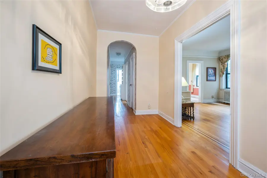 143 Garth Road #4E, Scarsdale, NY 10583 - Image #2