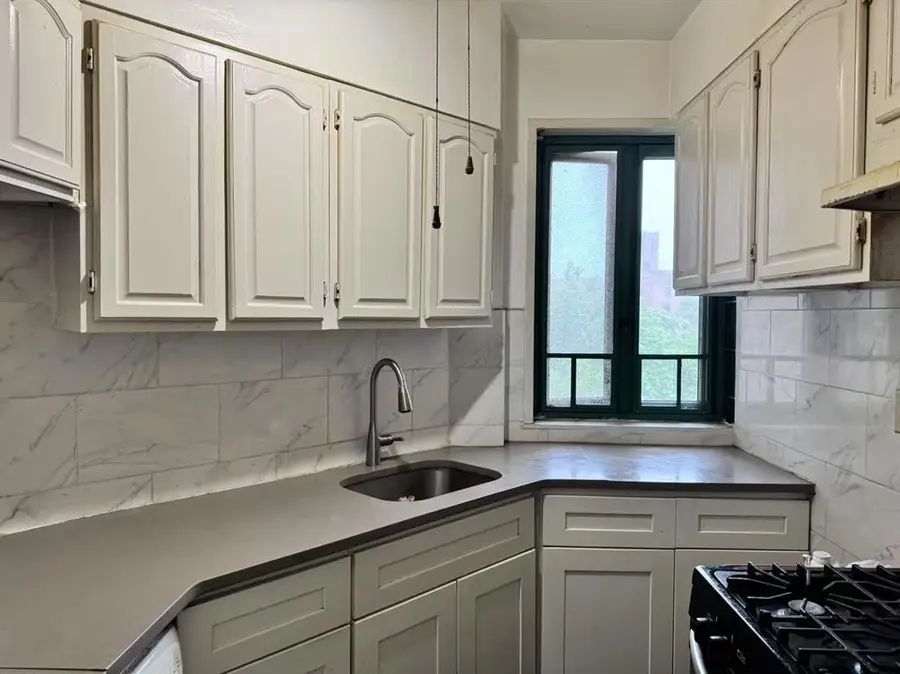 1505 Archer Road #6B, Bronx, NY 10462 - Image #2