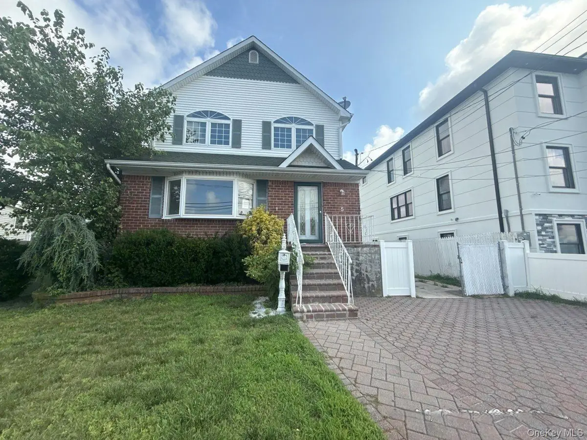 5 E Court, East Rockaway, NY 11518 - Image #1