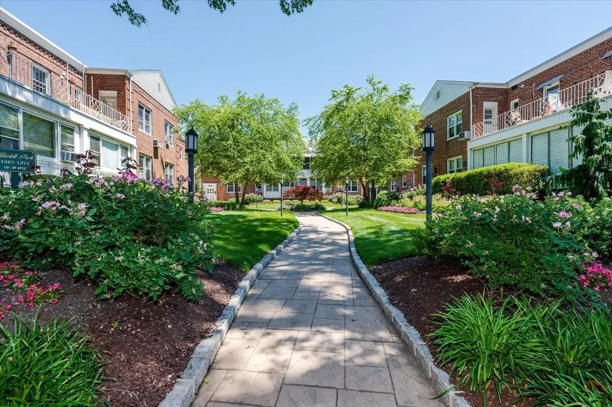 1385 Broadway #A31, Hewlett, NY 11557 - Image #1