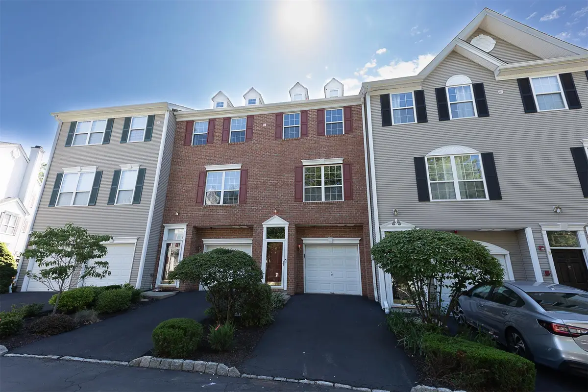 16 Willow Drive, Nanuet, NY 10954 - Image #1