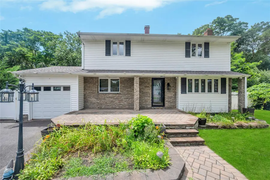 8 Brenner Road, Coram, NY 11727 - Image #3