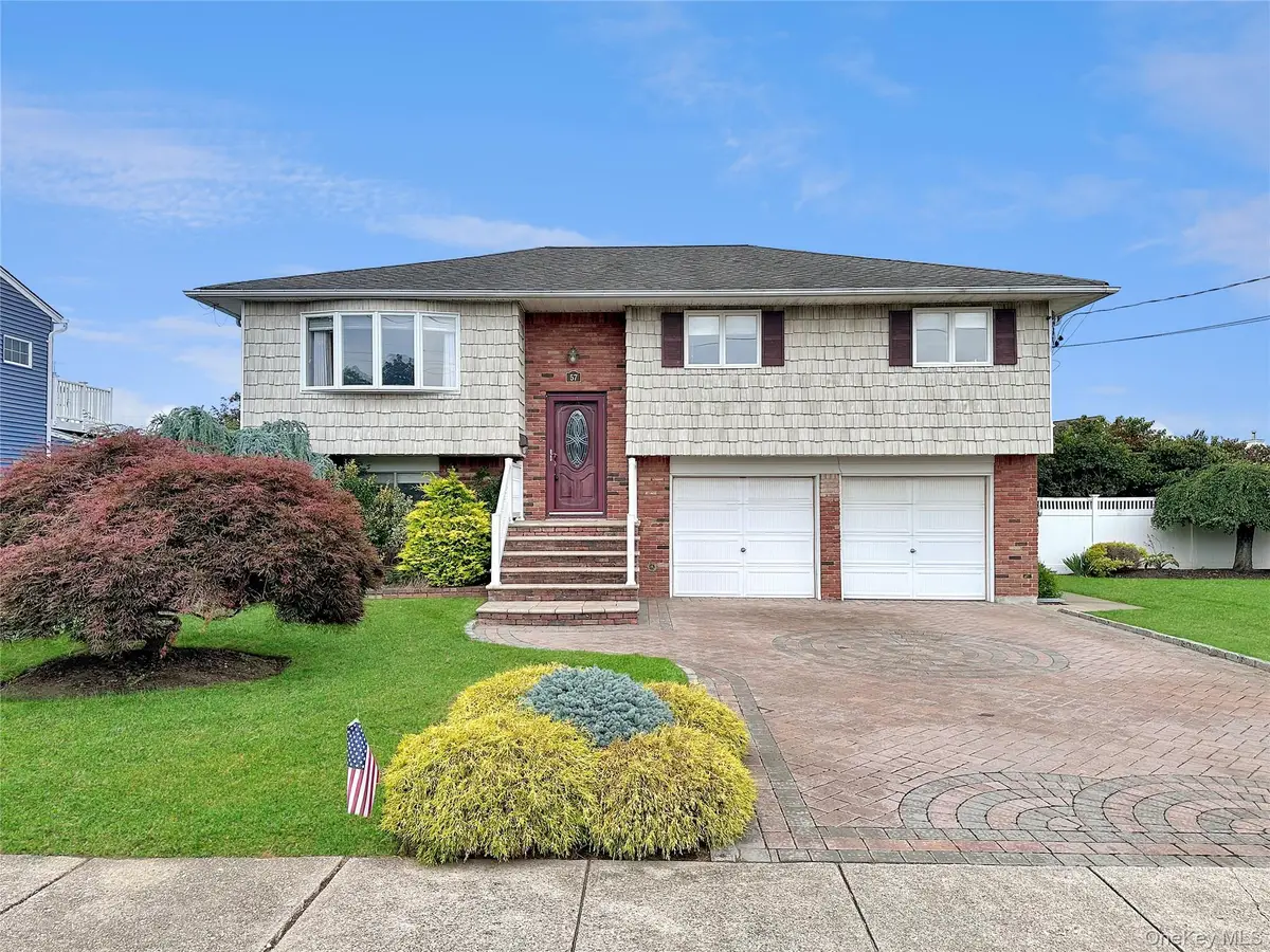57 S Crescent Drive, Farmingdale, NY 11735 - Image #1