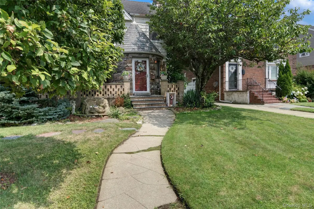 428 Beach 131st Street, Belle Harbor, NY 11694 - Image #1