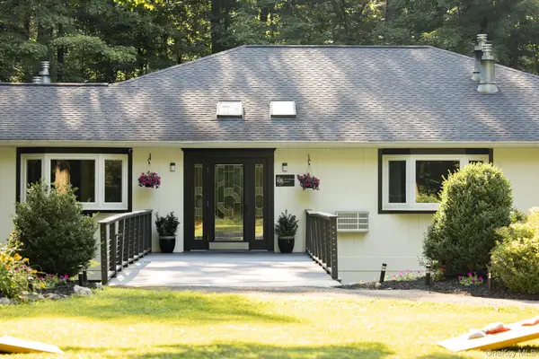 439 Lake Drive, Rhinebeck, NY 12572